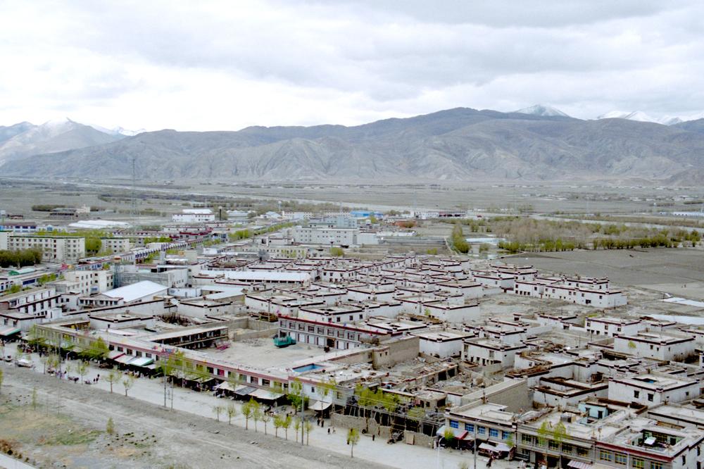 Gyantsé, vu des ramparts du fort.