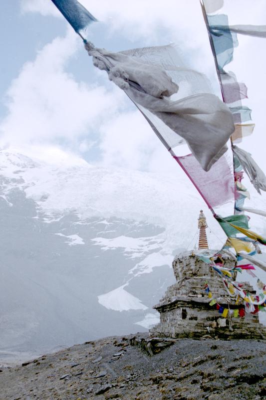 Un stupa sur la route entre Lhassa et Gyantse.