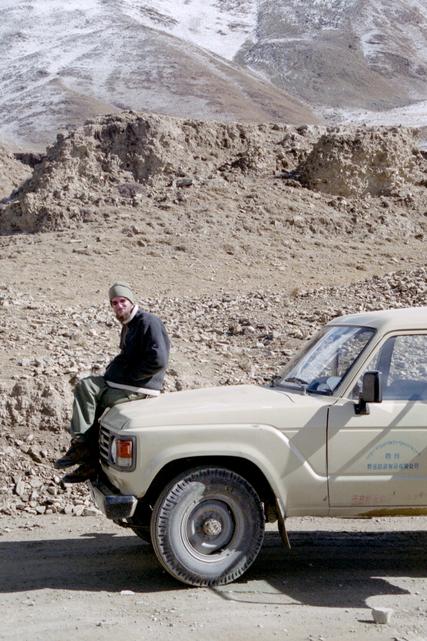 Un arrêt forcé par les travaux sur la route entre Lhassa et Gyantse.