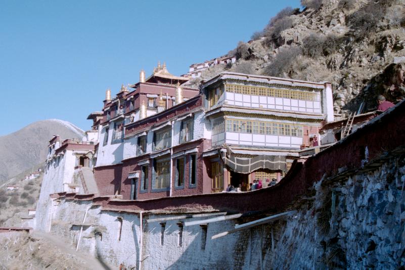 Le monastère de Drigung.