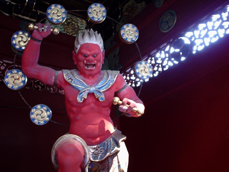 Statue du dieu Raijin