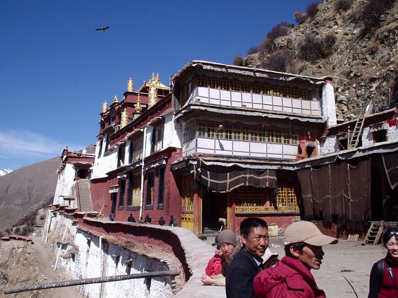 Monastère bouddhiste près de Lhassa