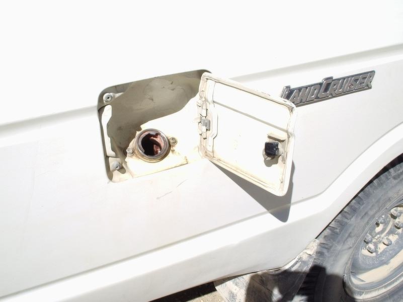 Le réservoir d'essence de cette LandCruiser est vide.